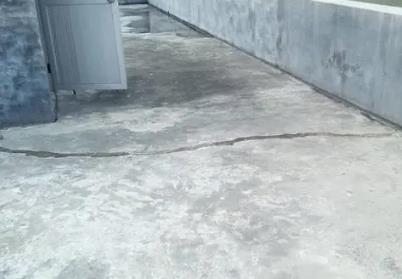 桐庐楼顶漏水维修公司分享下如何解决卫生间隐蔽部位漏水的问题?